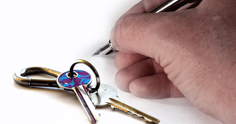 Red flags in a lease agreement: what to look for before you sign
