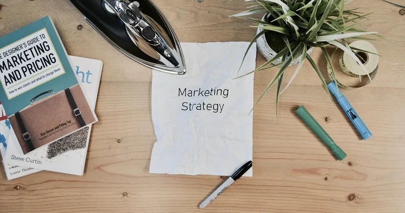 What is the best strategy for pricing a home?